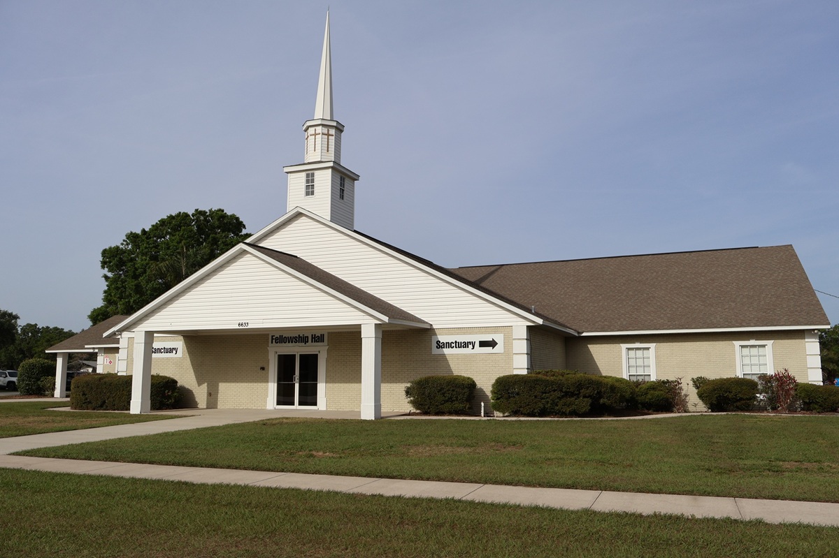 TBC-Church Trinity Baptist church exterior building